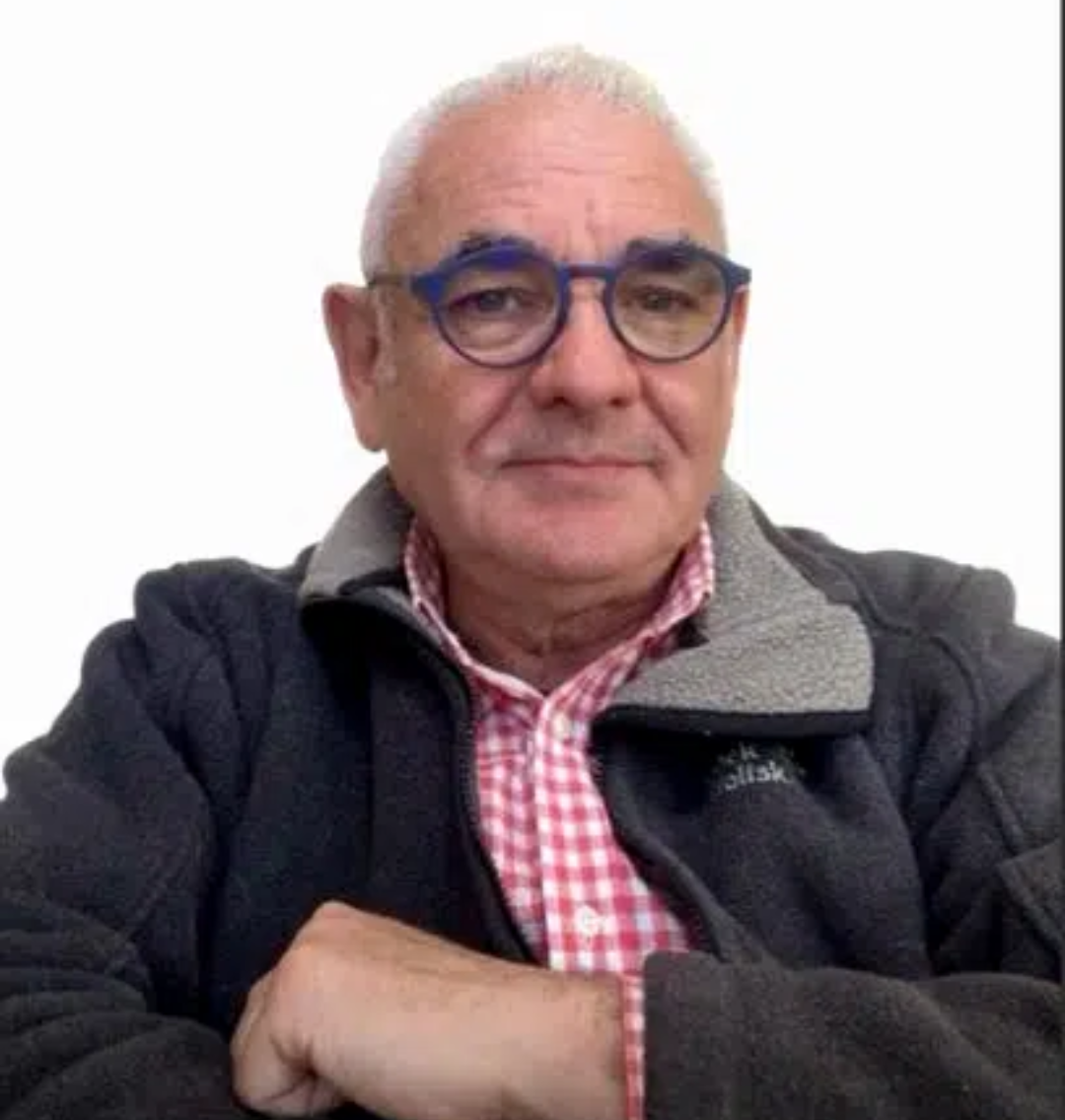 León Michelow